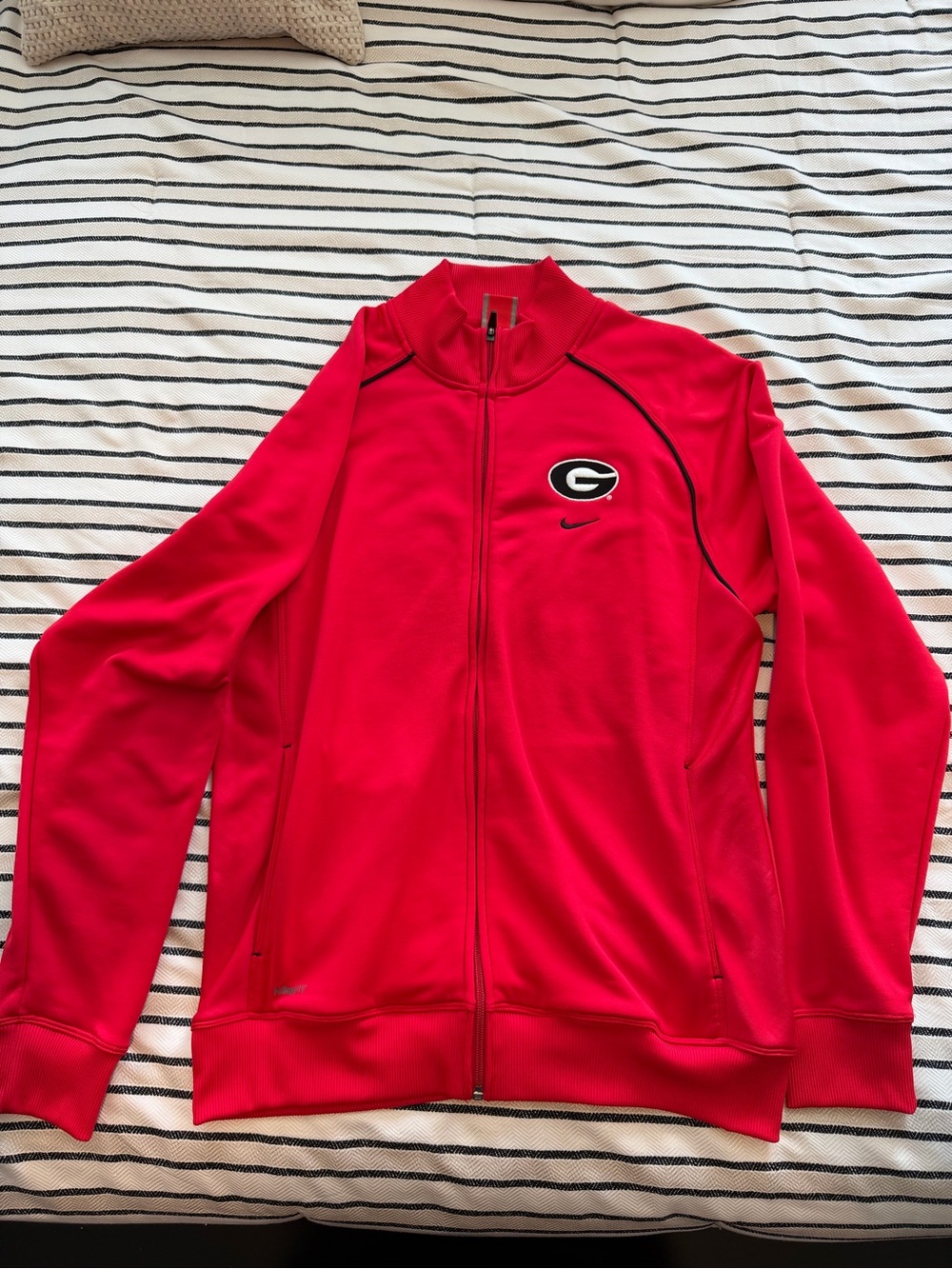 Lot of 2 Nike Red Georgia Bulldogs Full-Zip Athletic Jackets size Large